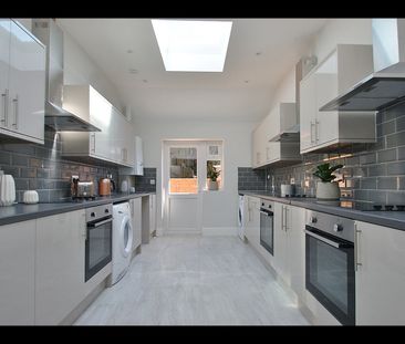 Room in a Shared House, Sunningdale Avenue, W3 - Photo 1