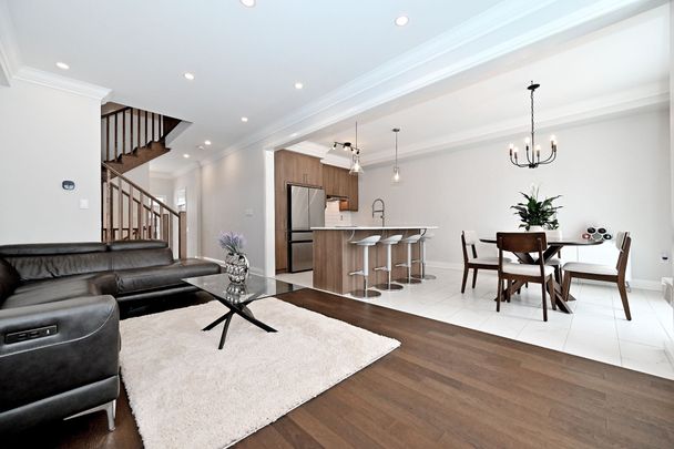 For Lease - 20 Betterridge Trail, Barrie, Ontario - Photo 1