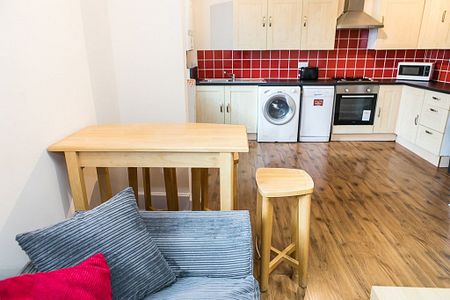 Kelso Heights, Hyde Park, Leeds - Photo 5