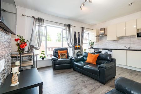 7 bedroom terraced house to rent - Photo 4