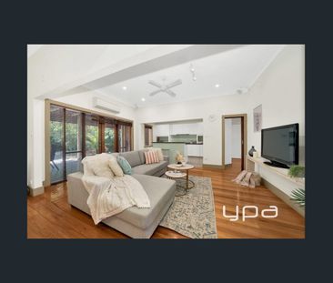 PRIZED SOUTH SIDE POCKET! - Photo 1