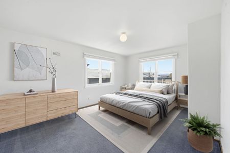 Spacious Family Home in Prime Location - Photo 4