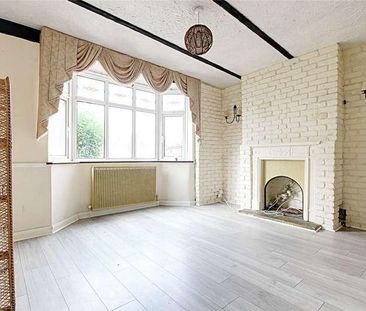 Great Cambridge Road, Waltham Cross, Hertfordshire, EN8 - Photo 1