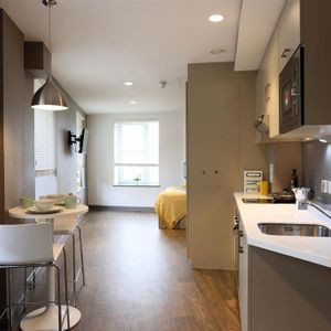 1 bedroom apartment to rent - Photo 2