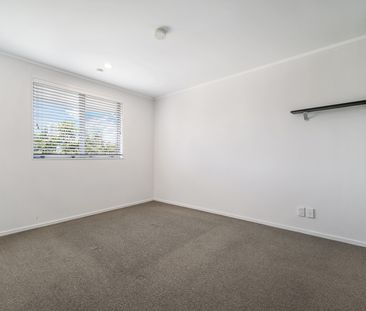Great Onehunga Apartment Living - Photo 3