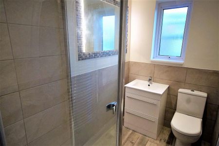 3 bedroom property to rent - Photo 4