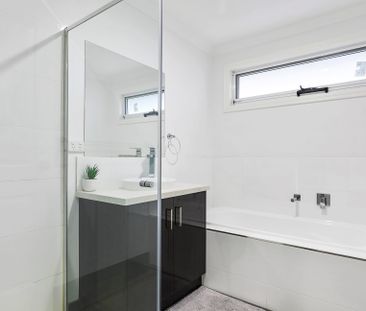 Stylish & Spacious – The Perfect Blend of Comfort and Convenience! - Photo 6