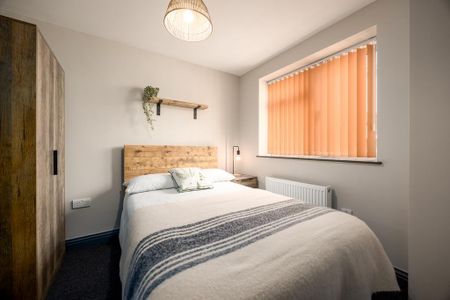 1 bedroom in a house share to rent - Photo 4