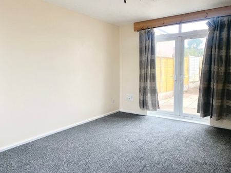 Central Avenue, Beeston, NG9, Property for rent - Photo 2