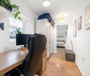 2 bedroom maisonette to rent - Photo 6