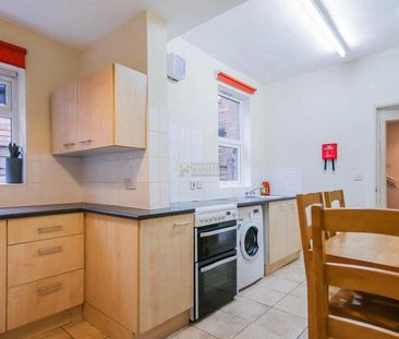 5 bedroom terraced house to rent - Photo 6