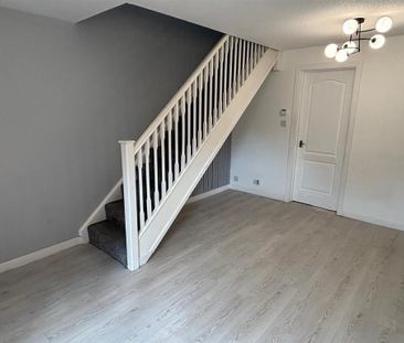 2 bedroom semi-detached house to rent - Photo 2