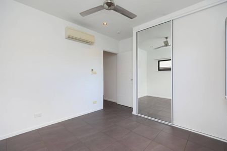Large Executive Style Home - Large Shed - Large Block - Side Access - Photo 5