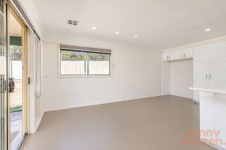9 Kinsella Street, Karabar NSW 2620 - House For Rent | Domain - Photo 2