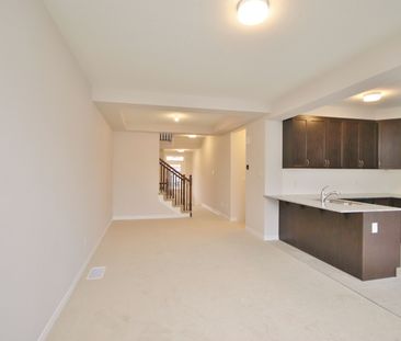 For Lease - 793 BRITTANIC Road, Kanata, Ontario - Photo 2