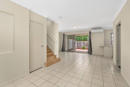 6/572 Sherwood Road, Sherwood QLD 4075 - Townhouse For Rent | Domain - Photo 2