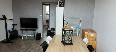 Location - Appartement T4 - 77 m² - Damprichard - Photo 4