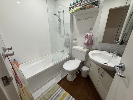 93a Kelburn Parade, Kelburn - Photo 4