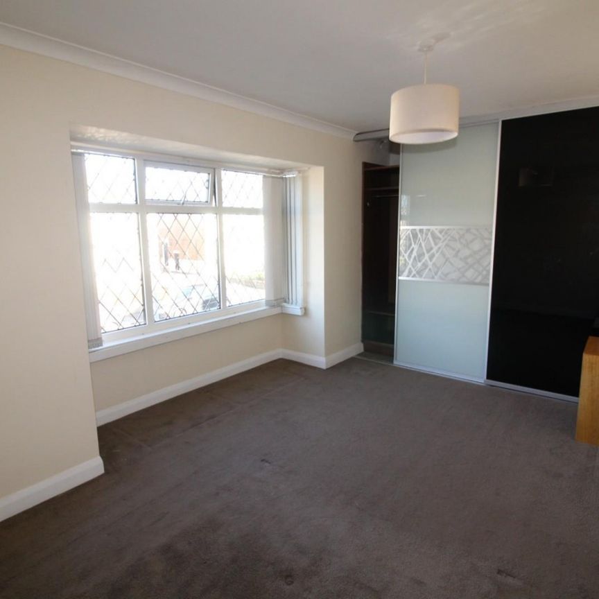 Moorland Road, Pudsey, Leeds - Photo 1