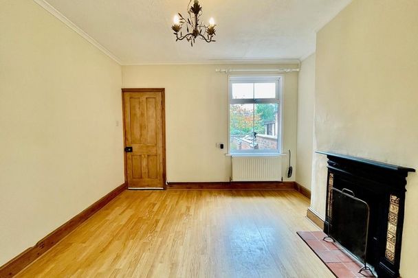 2 bedroom terraced house to rent - Photo 1