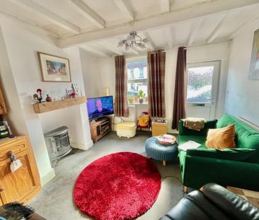 2 bedroom terraced house to rent - Photo 2