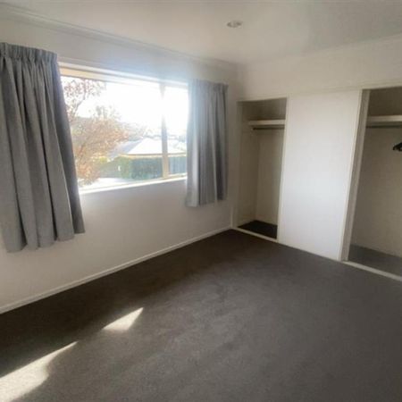 Modern Living - Photo 4