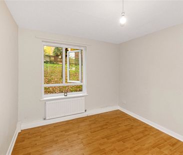 Marston Way, London, SE19 - Photo 3