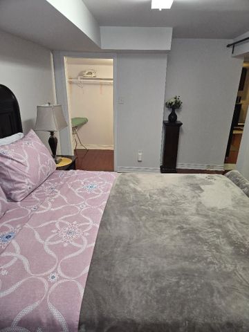 For Lease - 1659 Summergrove Crescent Unit# Basement, Mississauga, Ontario - Photo 3