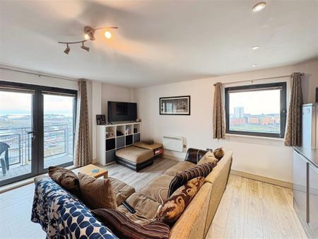 Galleon Way, CARDIFF - Photo 2