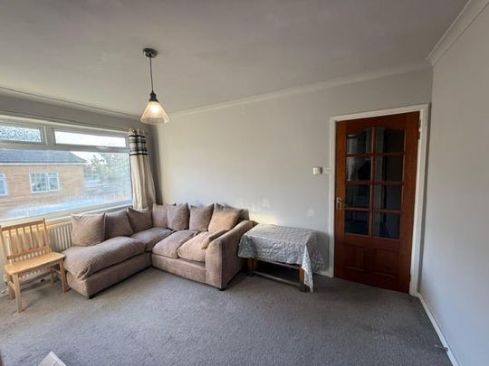 2 Bed Maisonette, Low Hall Lane, E17 - Photo 1