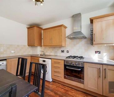 Thirsk Road, Battersea, SW11 - Photo 1