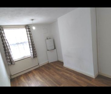 2 Bed Terraced House, Rydall Street, LS11 - Photo 6