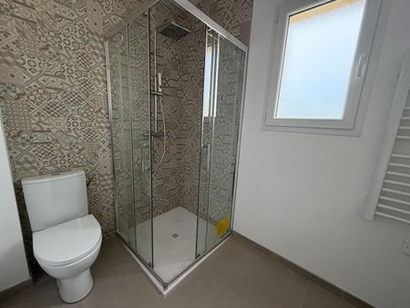 Location Maison 4 pièces 80m² - Photo 5