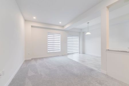 For Lease - 33 Beasley Grove, Hamilton, Ontario - Photo 2