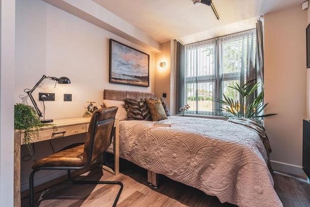 6 bedroom house to rent - Photo 1