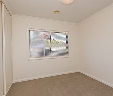 1 Curlew Place, SHEPPARTON VIC 3630 - Photo 4