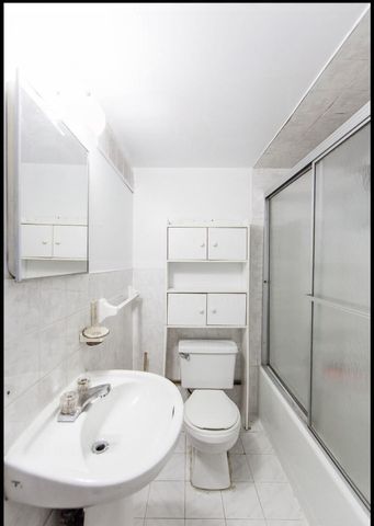 For Lease - 4129 Brandon Gate Drive, Mississauga, Ontario - Photo 3