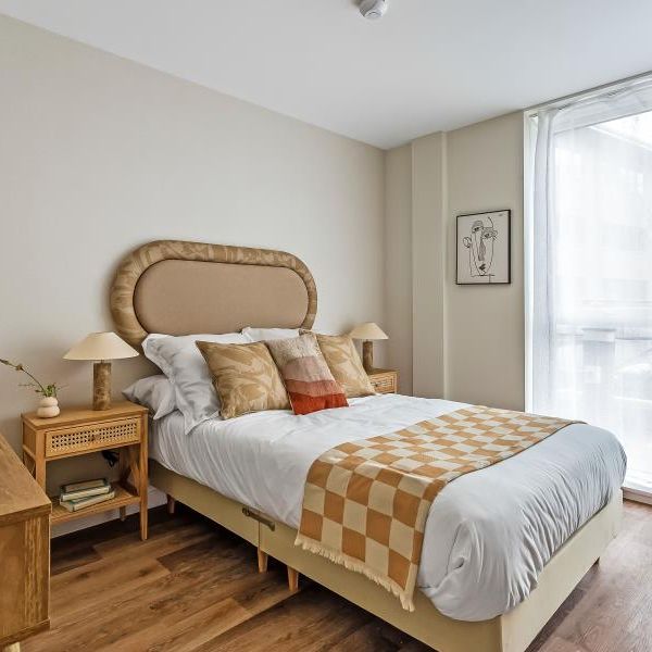 Golden House, Guildford, GU1 - Photo 1