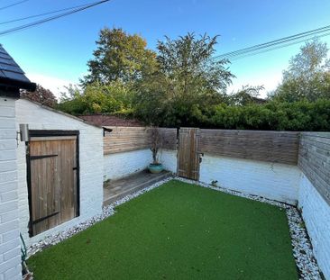 3 bedroom terraced house to rent - Photo 6