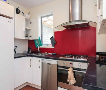 3 Bedroom home - Photo 2