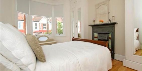 4 Bed Terraced House, Chasefield Road, SW17 - Photo 3