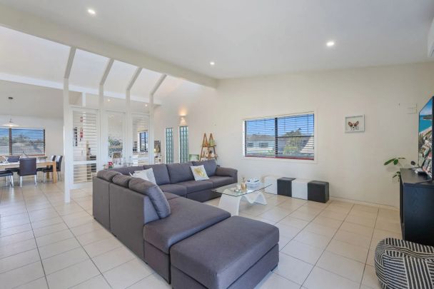 Charming Riverside Home - Photo 1