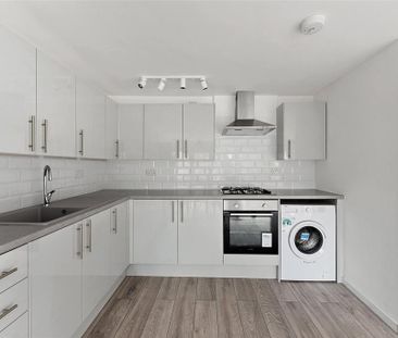 3 bedroom maisonette to rent - Photo 5