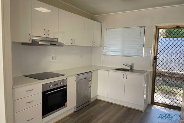 Great Property Prime Location! - Photo 1