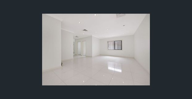 SPACIOUS FREESTANDING FAMILY HOME WITH DOUBLE GARAGE - Photo 1