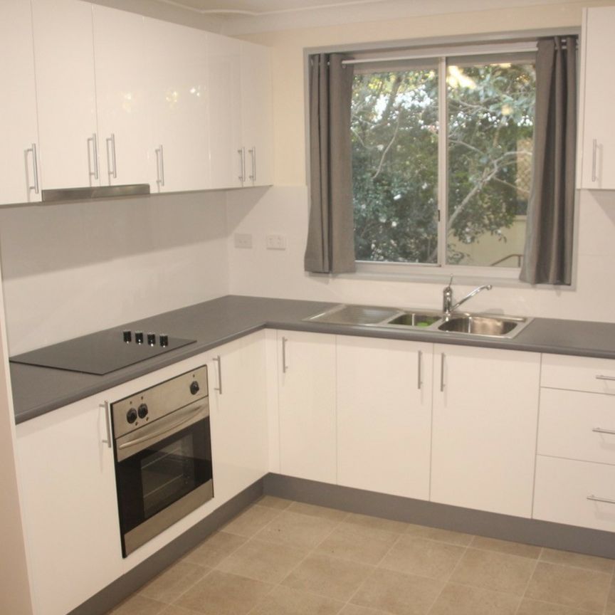 Prime Location - Photo 1