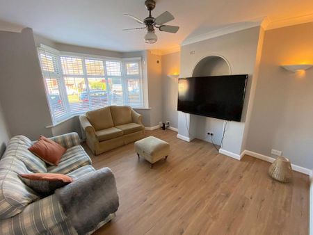 2 bedroom terraced house to rent - Photo 2