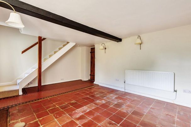 2 bedroom terraced house to rent - Photo 1