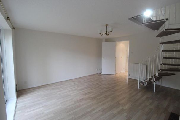2 bedroom semi-detached house to rent - Photo 1
