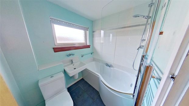 3 bedroom terraced house to rent - Photo 1